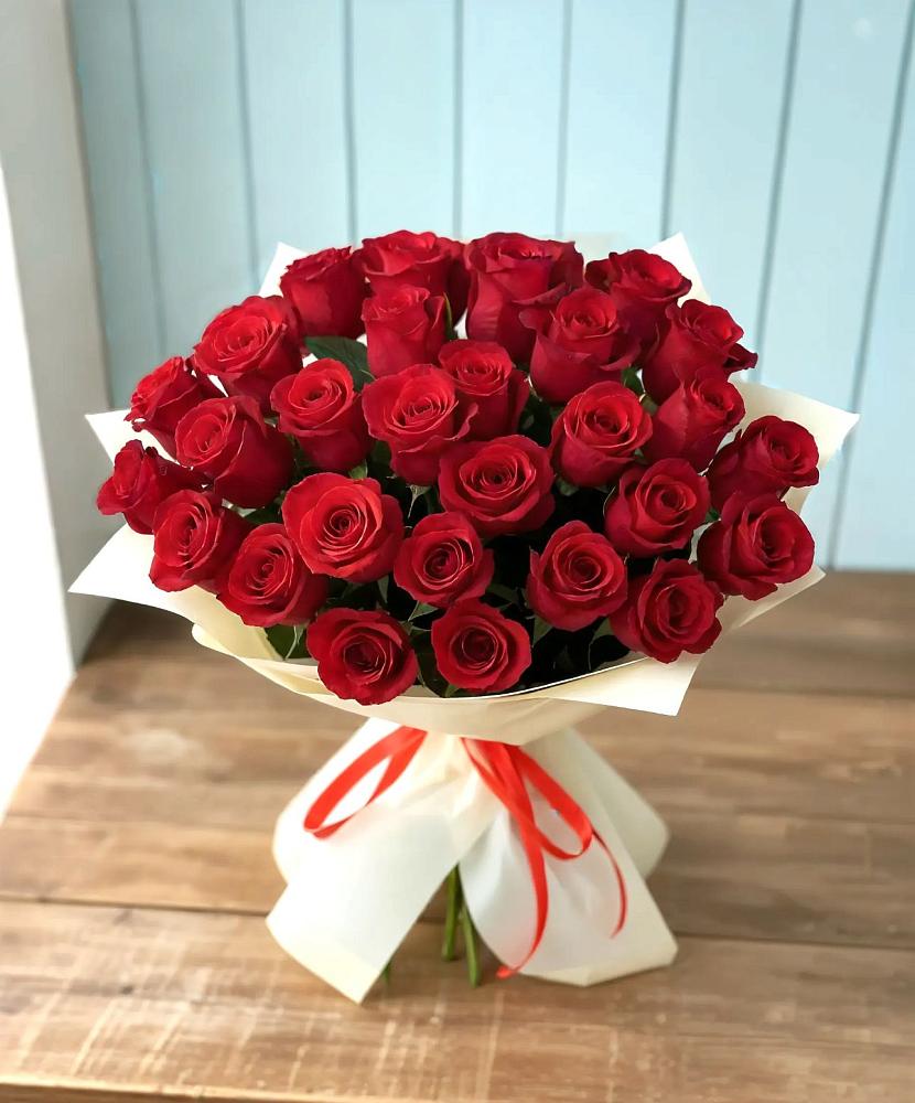 Букет 29 Красных роз в Острове