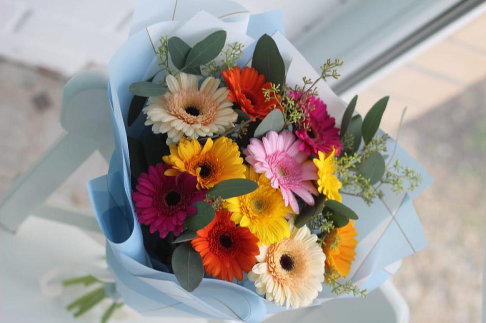 Букет цветов из: Герберы в Острове