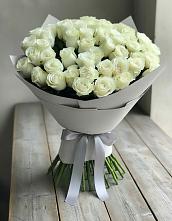 Букет 35 Белых роз в Острове
