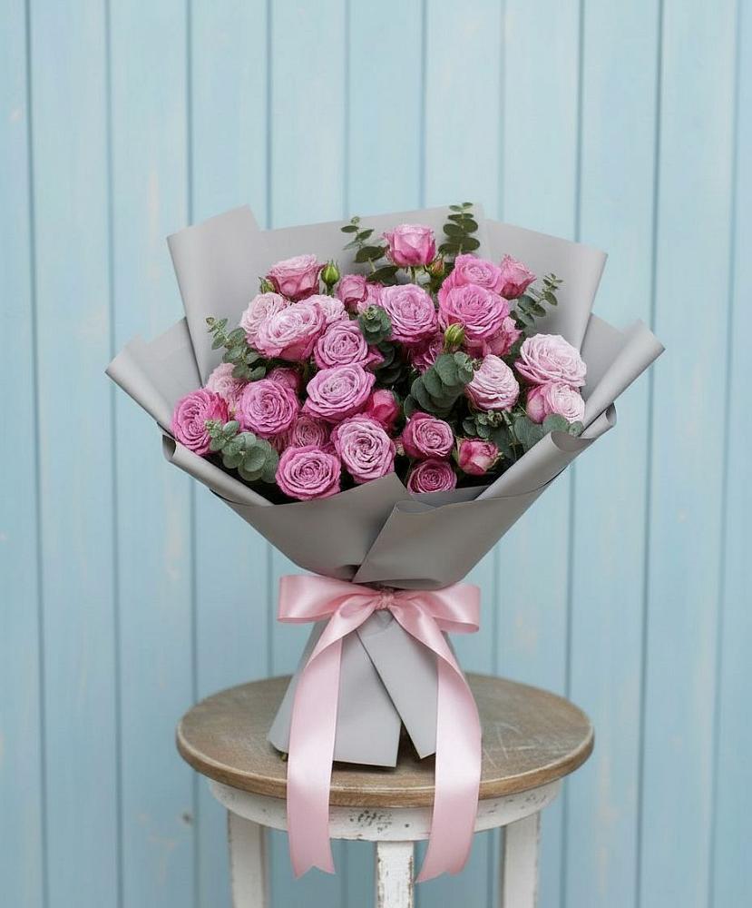 Букет цветов из: Розы в Острове