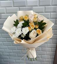 Букет цветов из:  Розы и Хризантемы в Острове