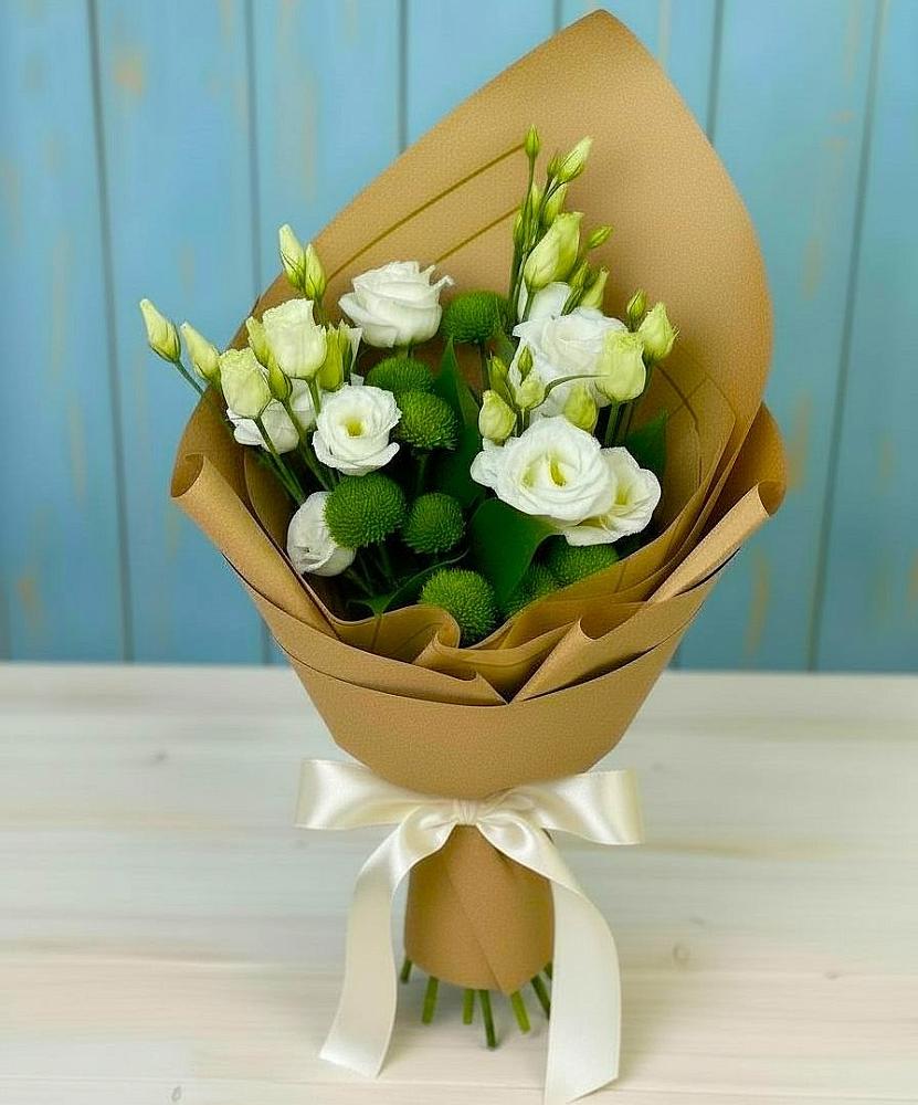 Букет цветов из: Хризантемы и Лизиантусы в Острове