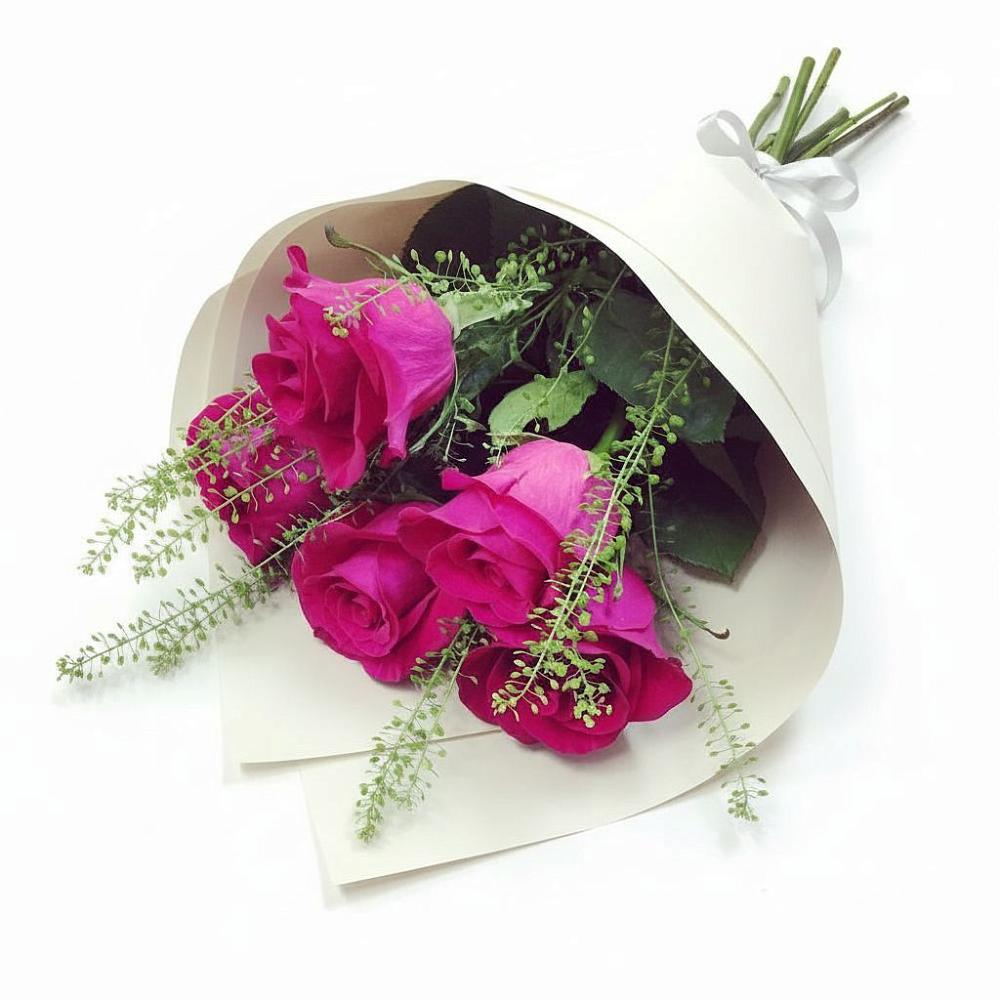 Букет цветов из: Розы в Острове