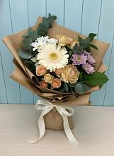 Букет цветов из:  Герберы и Хризантемы в Острове