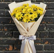 Букет цветов из:  Хризантемы в Острове