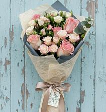Букет цветов из:  Розы в Острове
