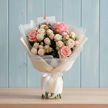 Букет цветов из:  Розы в Острове