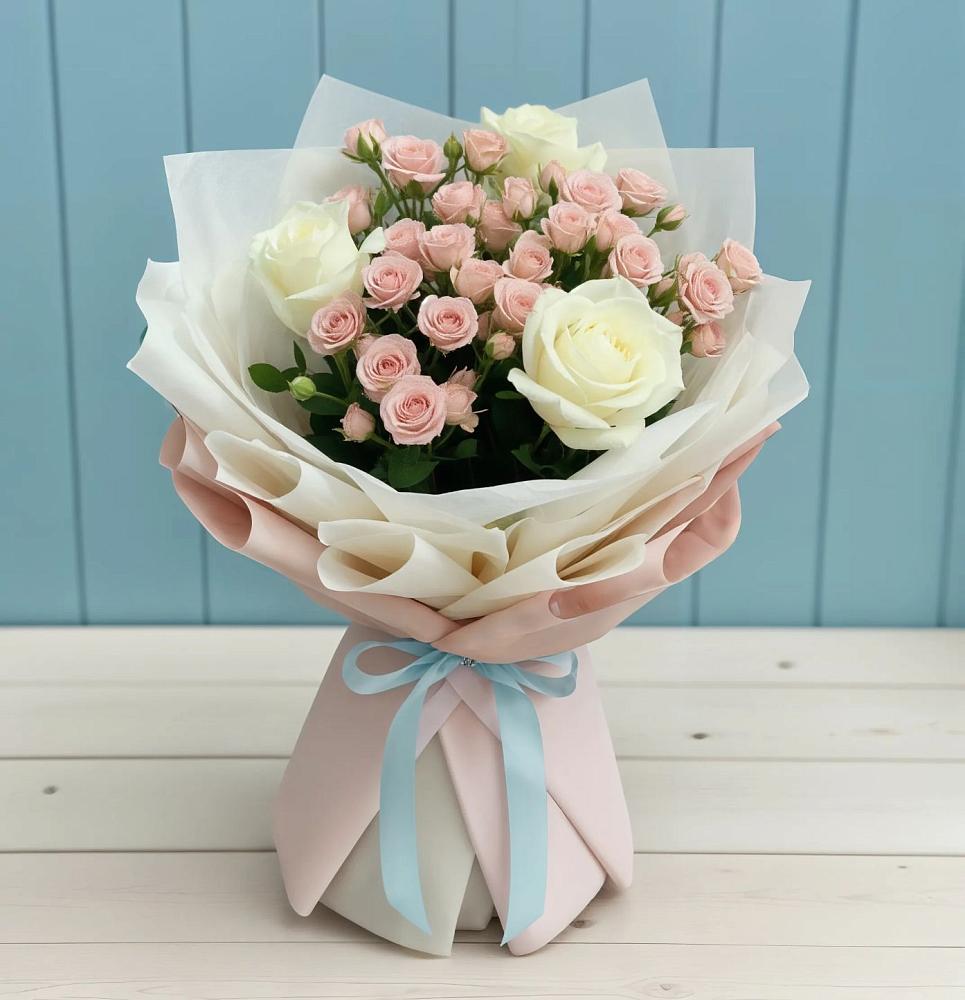 Букет цветов из: Розы в Острове