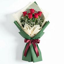 Букет цветов из:  Розы в Острове