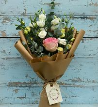 Букет цветов из:  Розы и Лизиантусы #REPLACE_PRED# Острове