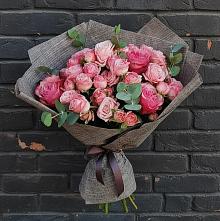 Букет цветов из:  Розы в Острове