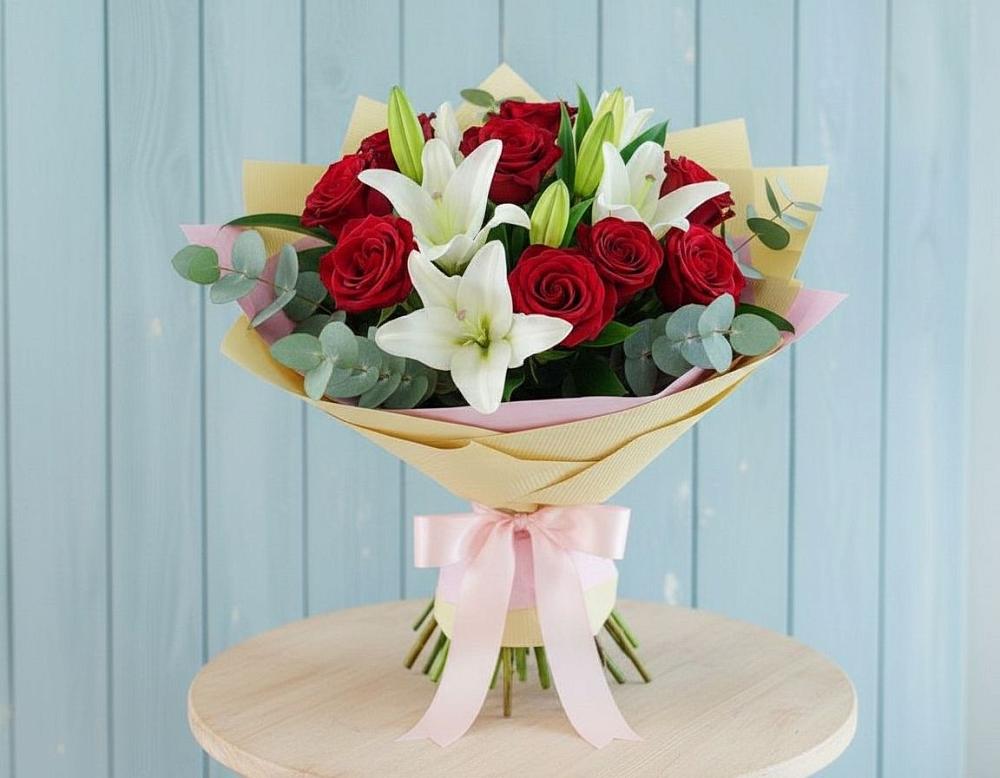 Букет цветов из: Лилии и Розы в Острове